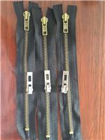 蕪湖服裝產(chǎn)業(yè) 面料品質(zhì)堅(jiān)實(shí)，輔料銷售網(wǎng)絡(luò)完善